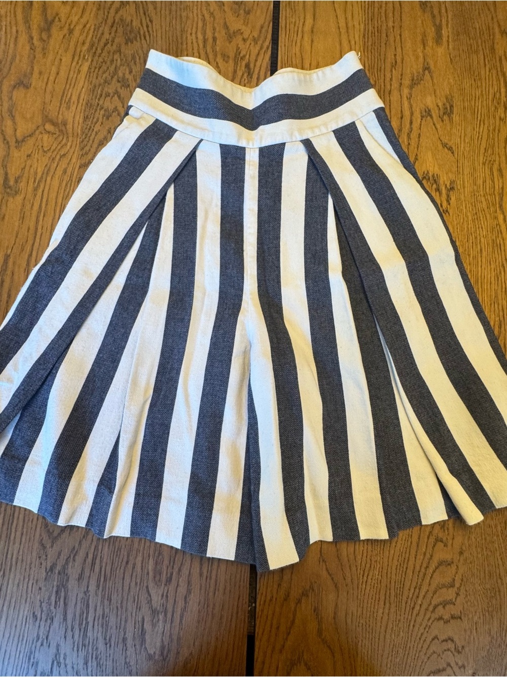 Milly Navy and White Vertical Stripe Pleated Shorts looks like Skirt Paperbag